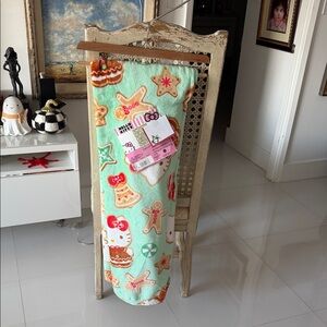 Hello Kitty Christmas  Green/White Gingerbread Men & Candy Canes Throw Blanket